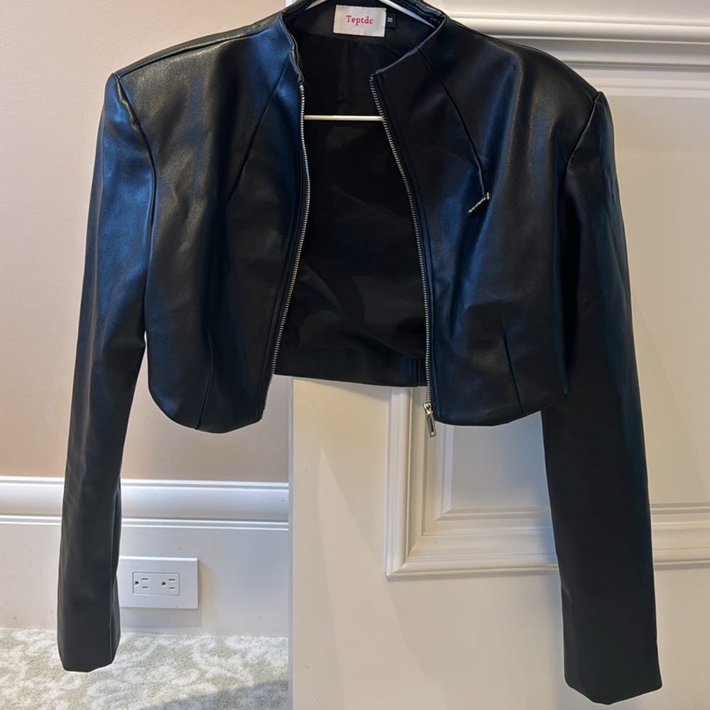Jacket - Picture 4 of 4